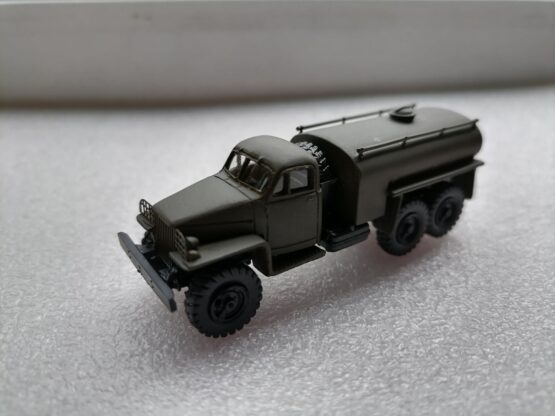 HO Studebaker